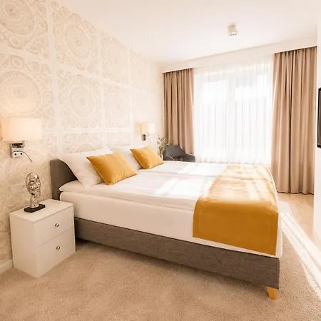 - Polanki Park Apartment *