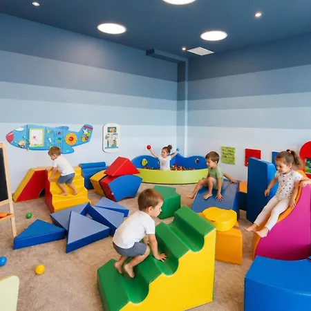 - Polanki Park Apartment Kolobrzeg