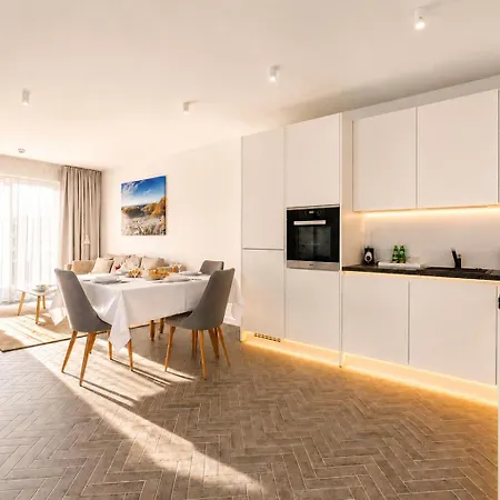 - Polanki Park Apartment Kolobrzeg
